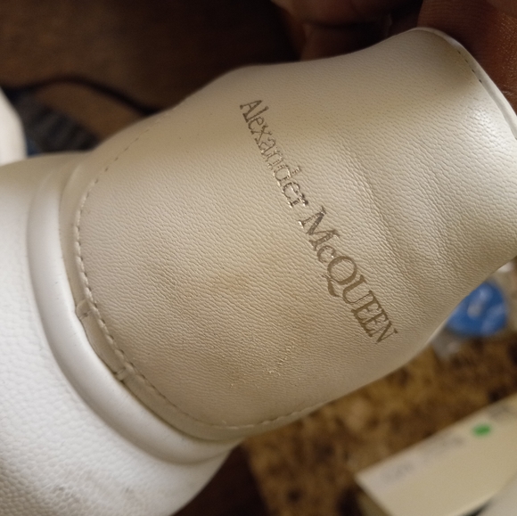 Alexander Mcqueen - Picture 3 of 4